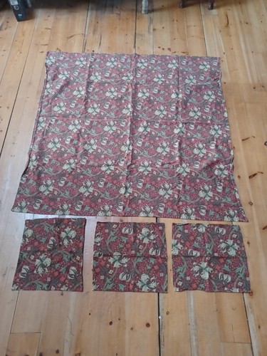 William morris strawberry - william,