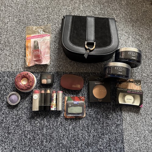 Makeup joblot new old stock - old,