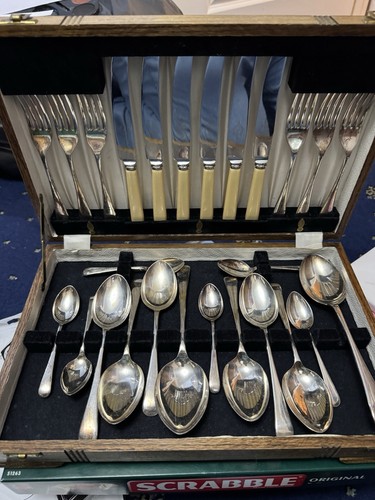 Sheffield silver cutlery set - silver,