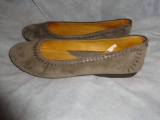 BUSSOLA LADIES KHAKI SLIP ON