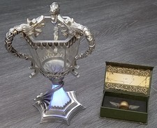 HARRY POTTER LIGHT UP TRIWIZARD CUP GOBLET & BOXED GOLDEN SNITCH FIDGET SPINNER