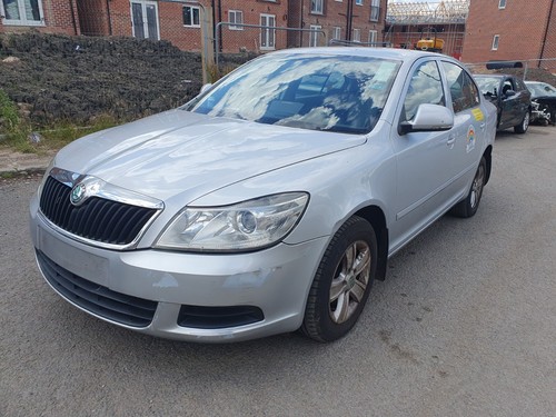 Breaking skoda octavia mk2 - skoda,