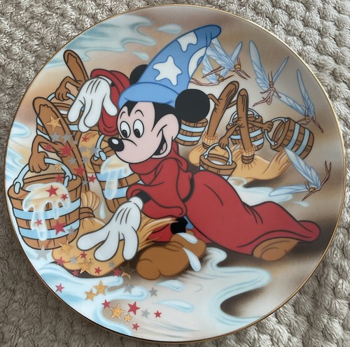 Disney plate - plate,