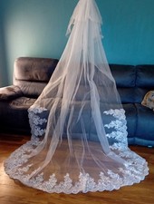 white veil 2 tier cathedral