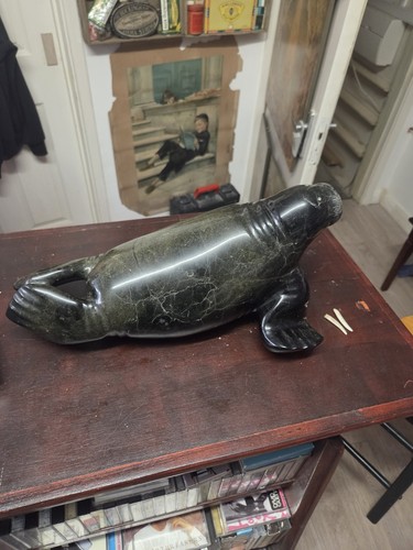 Vintage signed inuit eskimo - signed,