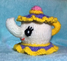 KNITTING PATTERN - Mrs Potts