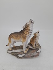 Veronese Design Wolf Figurine Howling Wolf with Cub Resin Ornament 25 cm x 25 cm