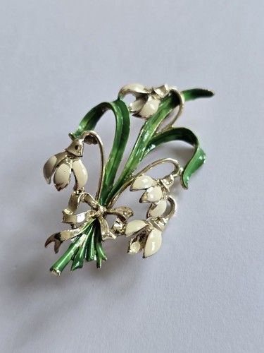Vintage snow drops brooch - drops,