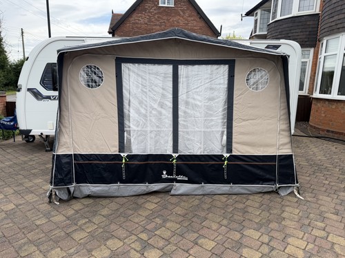 Caravan isabella magnum 260 - isabella,