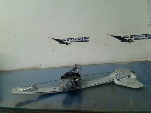 Front window lift - front,