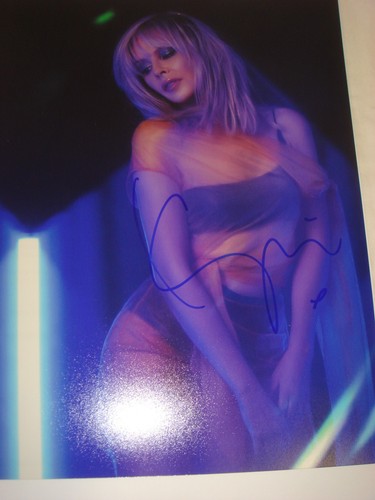 Kylie minogue superb - kylie,