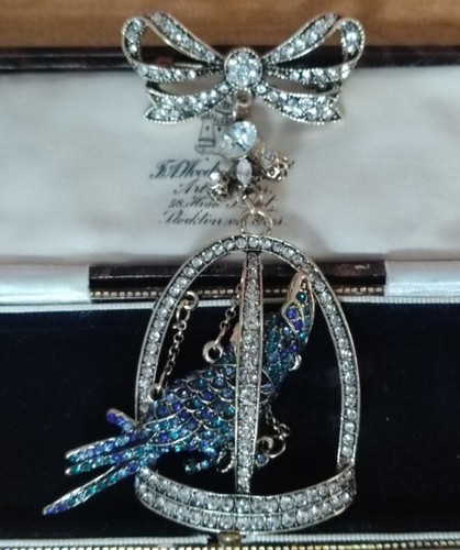 Vintage style diamante - style,