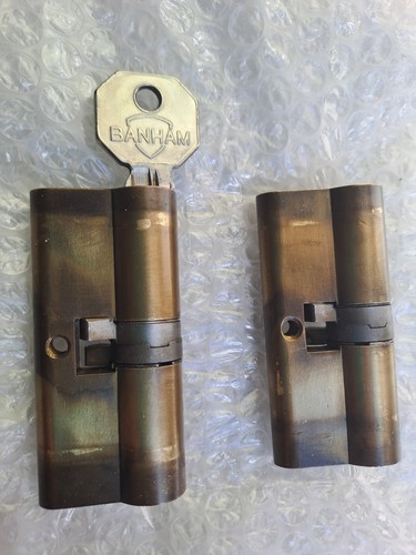 Genuine original pair pin - original,