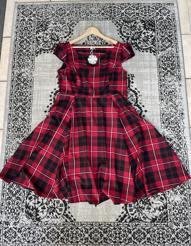Bnwt hearts roses london - hearts, &