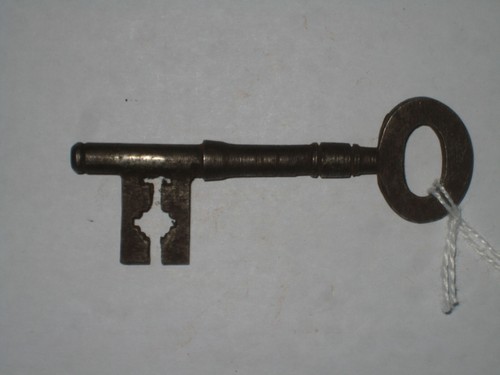 Vintage steel key - vintage, key.