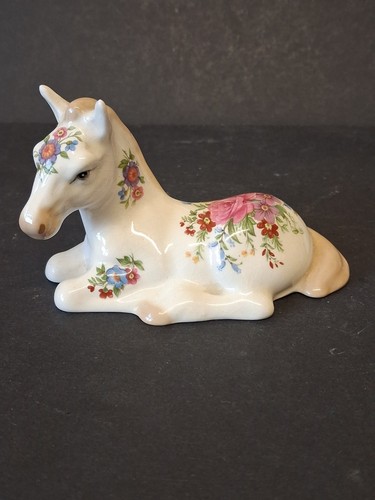 Szeiler floral horse - szeiler, cms