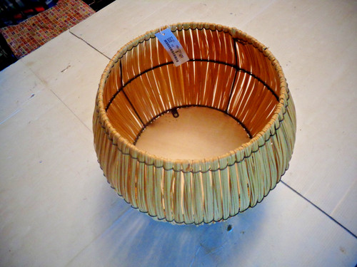 Large woven bowl with - woven,