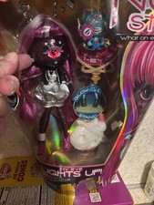 Novi Stars Sila Clops Light