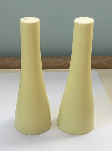 Vintage retro atomic yellow - retro,