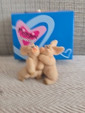Piggin' Birthday Kisses Collectible World Studios Boxed