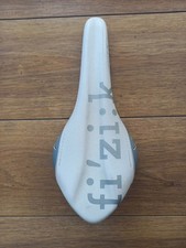 Fizik Arione VS Kium Saddle