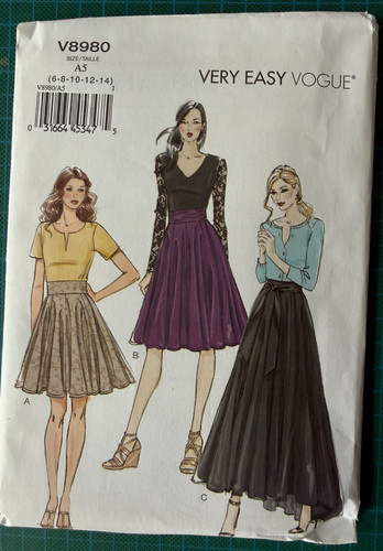 Vogue skirt sewing pattern - sewing,
