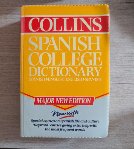 Spanish college dictionary - college,