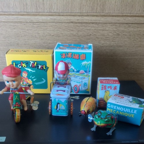 Vintage tin toy - vintage,