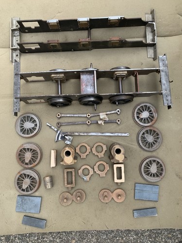 Rob roy parts chassis - 1/2,