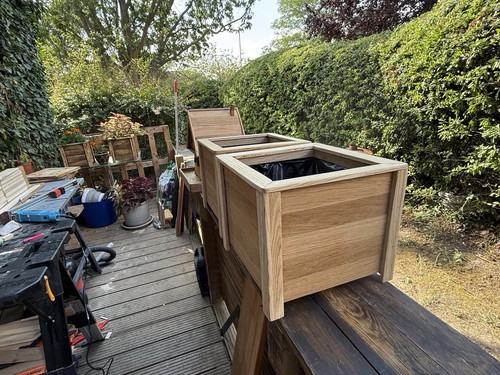 Oak planters - oak,
