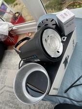 Elinchrom D-Lite RX4 Studio Flash Head with Reflector. Original Packaging.