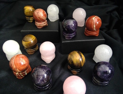 Crystal ball stand 30mm - ball,