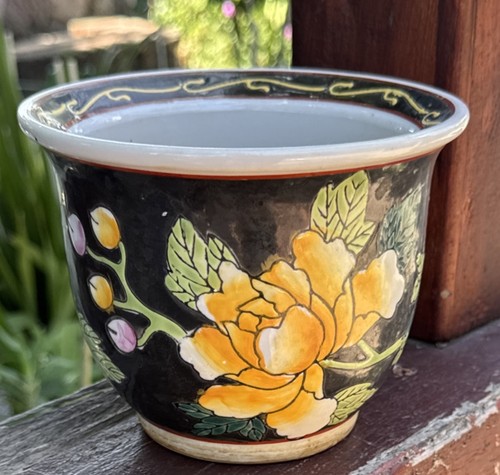 Vintage ceramic jardiniere