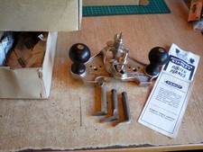 VINTAGE STANLEY NO.71. CARPENTERS ROUTER PLANE.