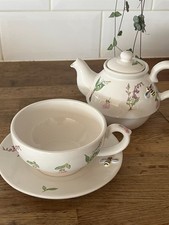 Vintage Khim crockery bumble bee tea for one teapot + cup & saucer/ plate