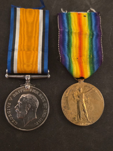 War and victory medals - war,