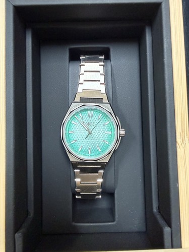Christopher ward the twelve - ward,