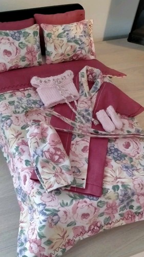 Bedding set for barbie size - for,
