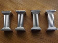Set of 4 Cullpitt Cake Pillars