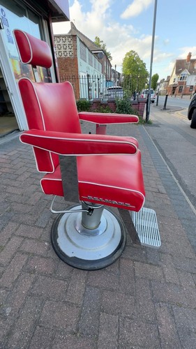 Vintage belmont barber chair - barber,