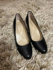 Hobbs Black Leather Court