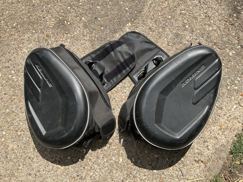 Komine motorcycle throw - , over