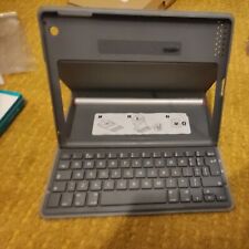 Logitech Solar Keyboard Folio Case for iPad 2 and iPad 3 - UK English Keyboard