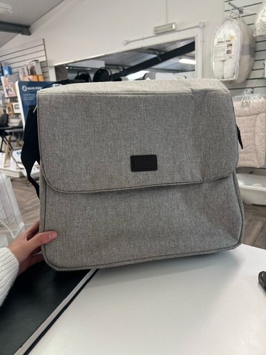 Oyster changing bag - oyster,