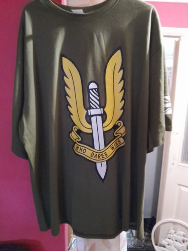 Man shirt who dares - t, wins
