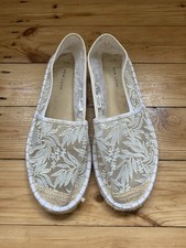 New Look Size 7 Embroidered