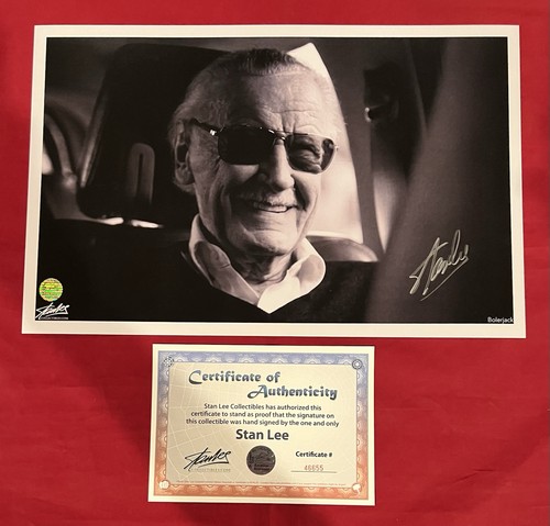 Stan lee smiling - lee,