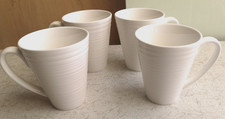 BELLEEK Living Set of 4