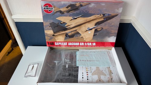 Airfix a11010 sepecat jaguar - airfix,