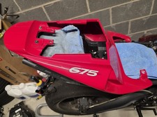 Red tail fairing triumph - red,